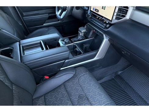 Used 2023 Toyota Tundra Limited AWD/4WD image 16