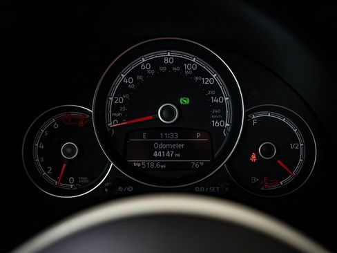 Used 2017 Volkswagen Beetle 1.8T S image 29