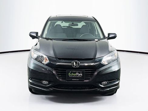 Used 2018 Honda HR-V EX image 2