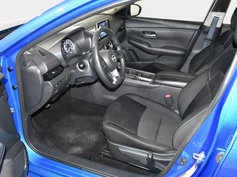 Used 2025 Nissan Sentra SV FWD image 23