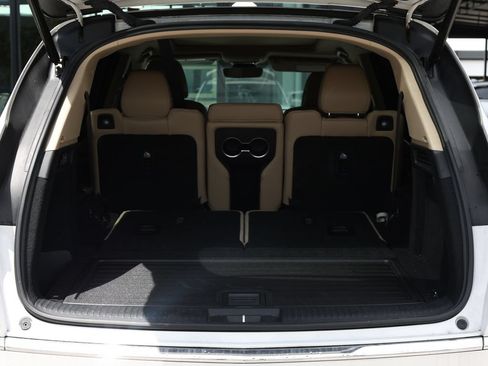 Used 2023 Acura MDX SH-AWD w/ Technology Package image 8