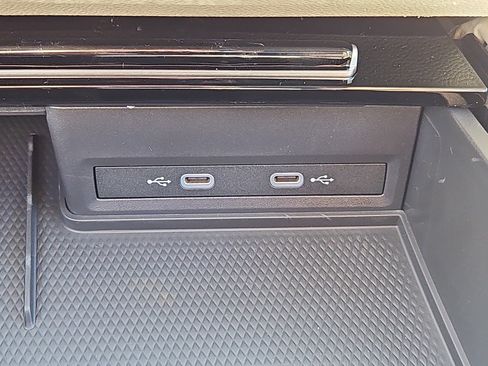 New 2026 Volkswagen Atlas SE AWD/4WD image 11