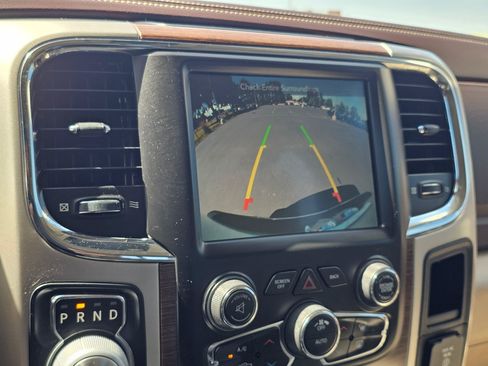 Used 2017 RAM 1500 Laramie w/ Convenience Group AWD/4WD image 26