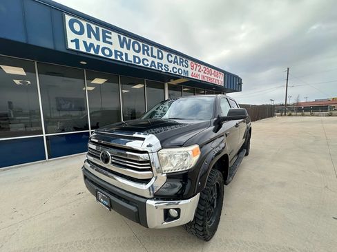 Used 2016 Toyota Tundra SR5 w/ SR5 Upgrade Package image 1