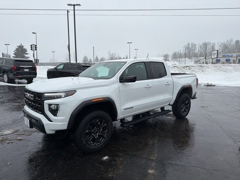 Used 2025 GMC Canyon Elevation w/ Convenience Package image 7