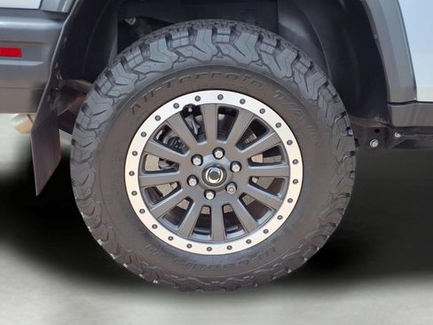 Used 2025 INEOS Grenadier AWD/4WD image 9