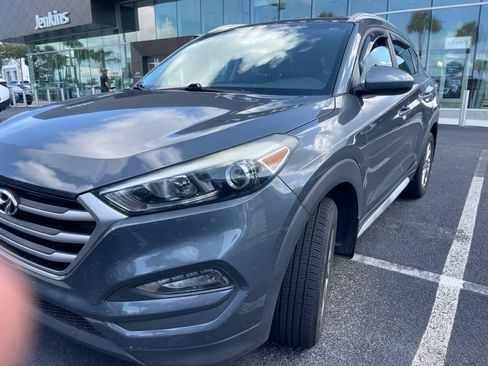 Used 2018 Hyundai Tucson SEL FWD image 1