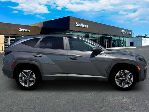 New 2026 Hyundai Tucson SEL image 10