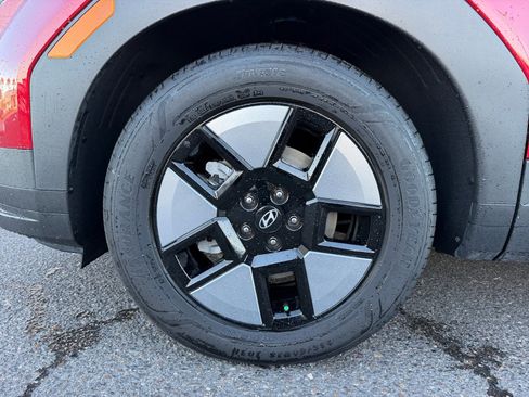 Certified 2025 Hyundai Santa Fe SEL image 27