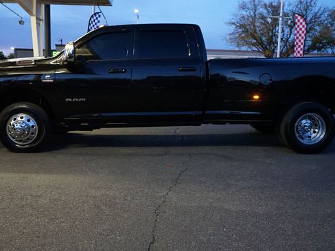 Used 2024 RAM 3500 Laramie image 6