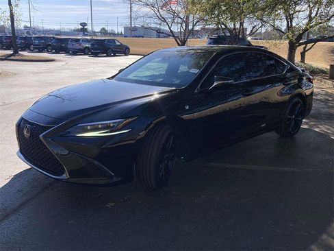 Used 2022 Lexus ES 350 F Sport w/ Accessory Package image 5