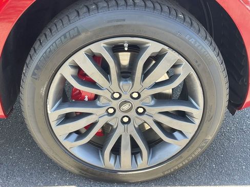 Used 2019 Land Rover Range Rover Sport HSE Dynamic image 12