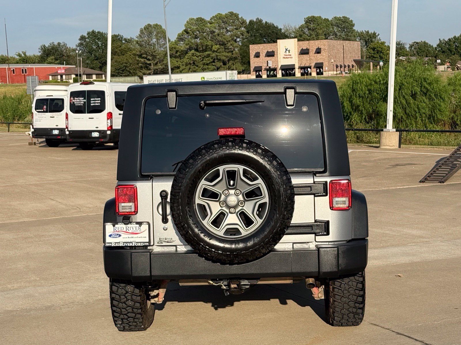 Used 2017 Jeep Wrangler Rubicon w/ Power Convenience Group AWD/4WD image 6