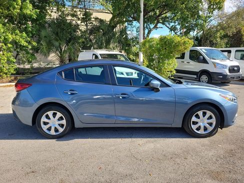 Used 2016 MAZDA MAZDA3 i Sport image 9