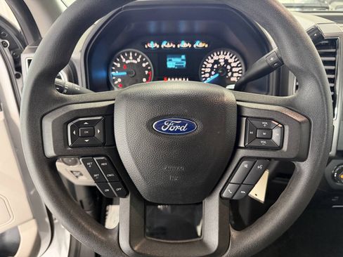 Used 2018 Ford F150 XLT AWD/4WD image 15