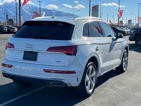 Used 2023 Audi Q5 2.0T Prestige w/ Prestige Package image 6