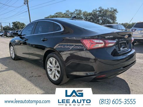 Used 2019 Chevrolet Malibu LT FWD image 4