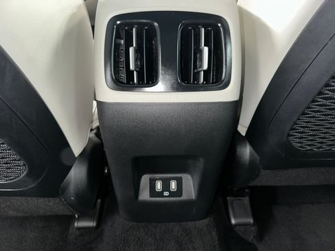 Used 2024 Hyundai Tucson Limited AWD/4WD image 23