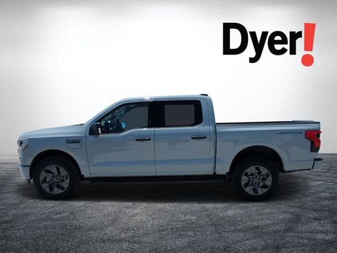 Used 2024 Ford F150 Lightning XLT AWD/4WD image 7