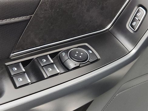 Used 2024 Ford F150 XLT w/ FX4 Off-Road Package image 28