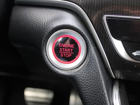 Used 2019 Honda Accord Sport image 15