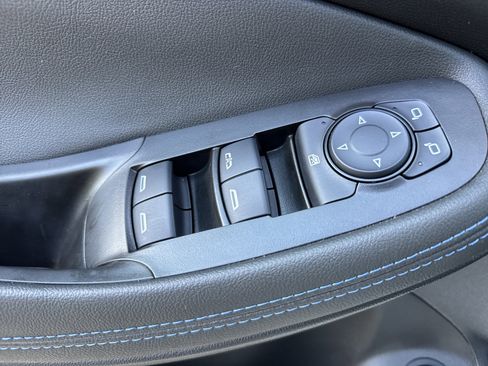 Used 2026 Buick Encore GX Sport Touring w/ Comfort Package image 15