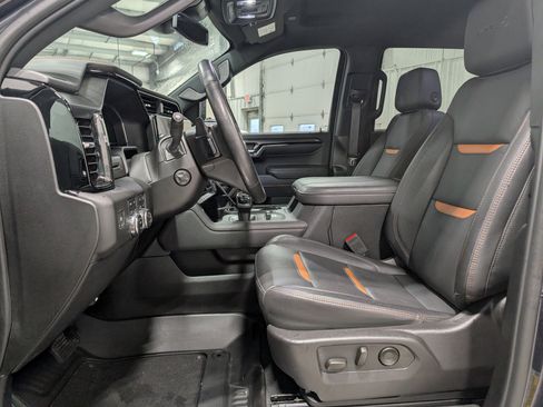 Used 2024 GMC Sierra 1500 AT4 w/ AT4 Premium Package image 15
