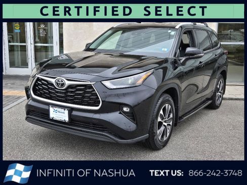 Used 2022 Toyota Highlander XLE image 1