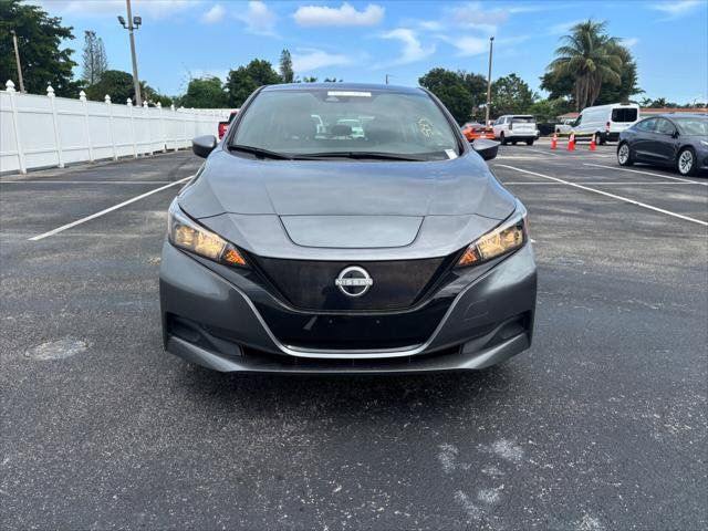 Used 2025 Nissan Leaf S FWD image 11