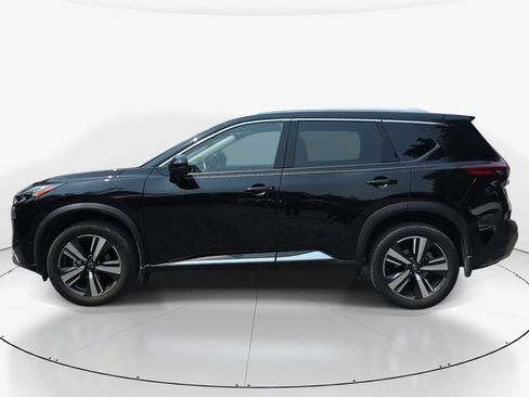 Used 2023 Nissan Rogue Platinum FWD image 9