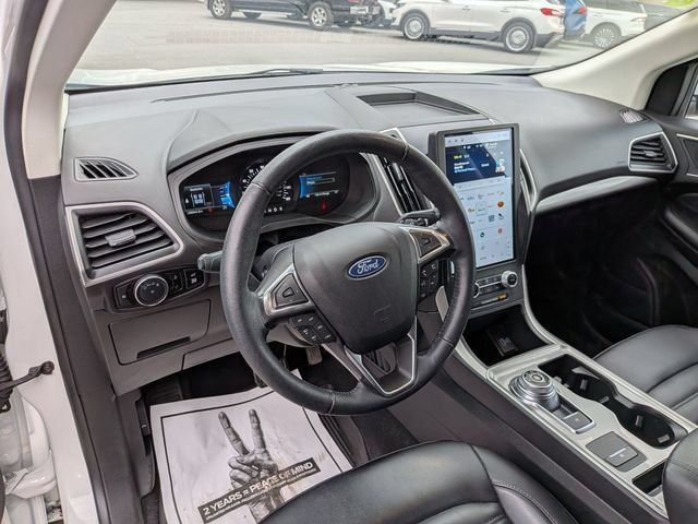 Used 2024 Ford Edge SEL w/ Convenience Package AWD/4WD image 8