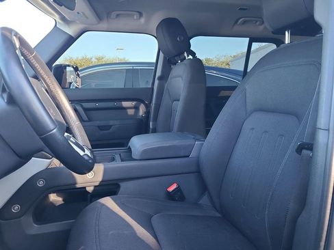 Used 2022 Land Rover Defender 110 image 25