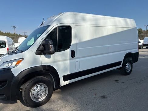 Used 2023 RAM ProMaster 2500 FWD image 7