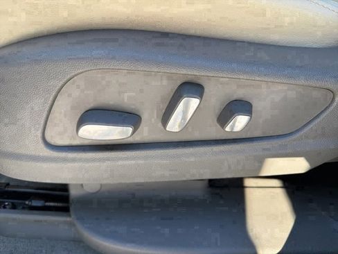 Used 2023 Cadillac XT5 Premium Luxury w/ LPO, Floor Liner Package image 20