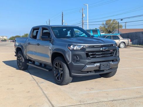 Certified 2024 Chevrolet Colorado Trail Boss image 3