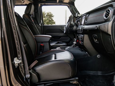 Used 2020 Jeep Gladiator Rubicon image 48
