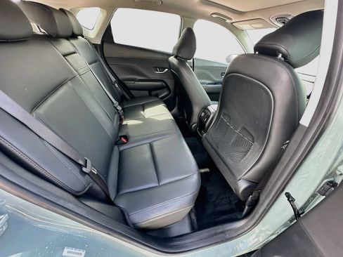 Used 2025 Hyundai Kona Limited AWD/4WD image 23