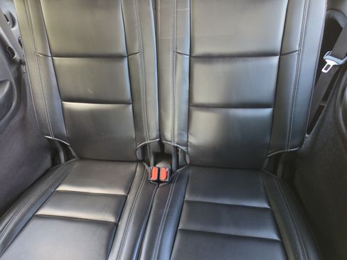 Used 2022 Dodge Durango GT RWD image 18
