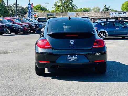 Used 2016 Volkswagen Beetle 1.8T SE FWD image 6