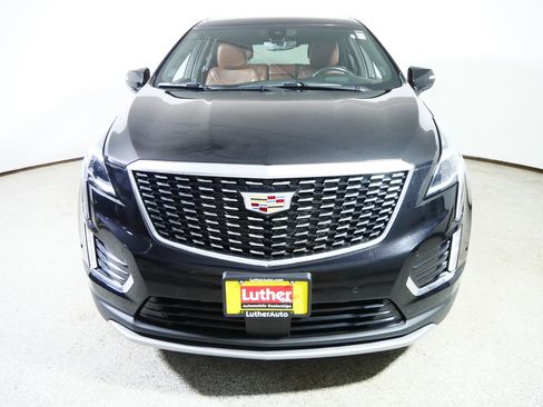 Used 2023 Cadillac XT5 Premium Luxury w/ Technology Package AWD/4WD image 2