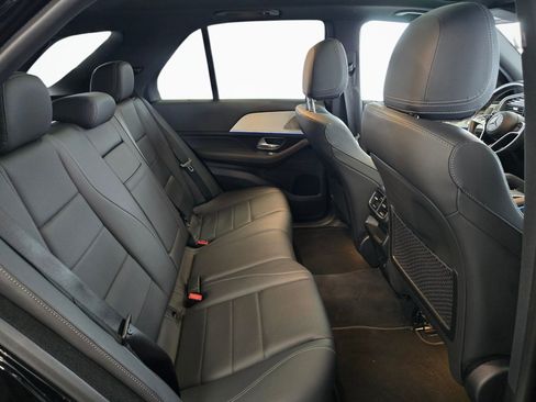 Used 2025 Mercedes-Benz GLE 350 4MATIC image 41