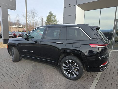 Used 2022 Jeep Grand Cherokee Overland image 9