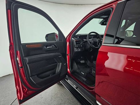 New 2025 GMC Yukon XL Denali w/ Sun & Power Step Package image 21