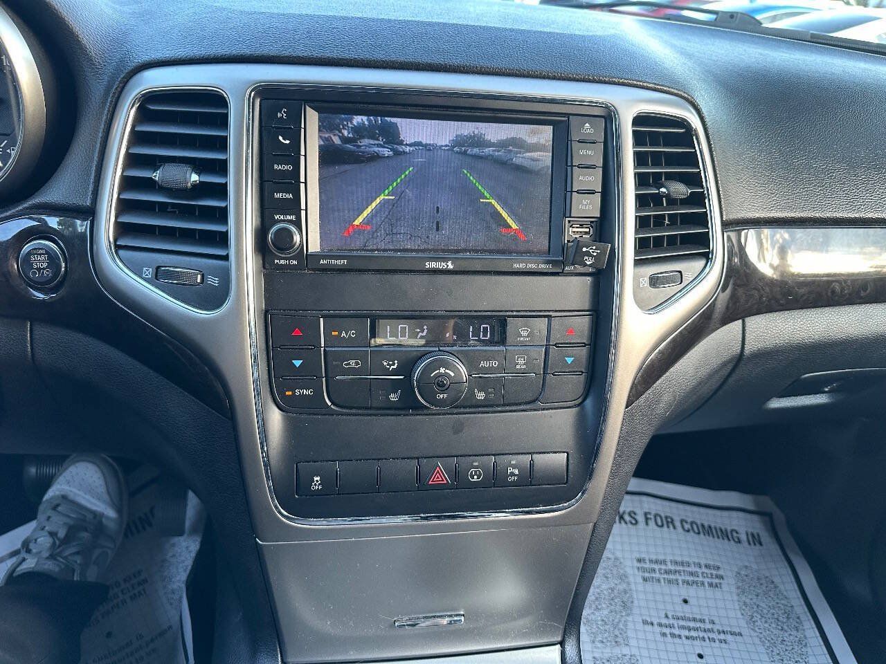 Used 2013 Jeep Grand Cherokee Laredo RWD image 16