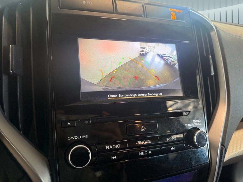 Used 2019 Subaru Ascent 8-Passenger AWD/4WD image 3