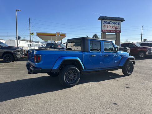 New 2026 Jeep Gladiator Sport image 6