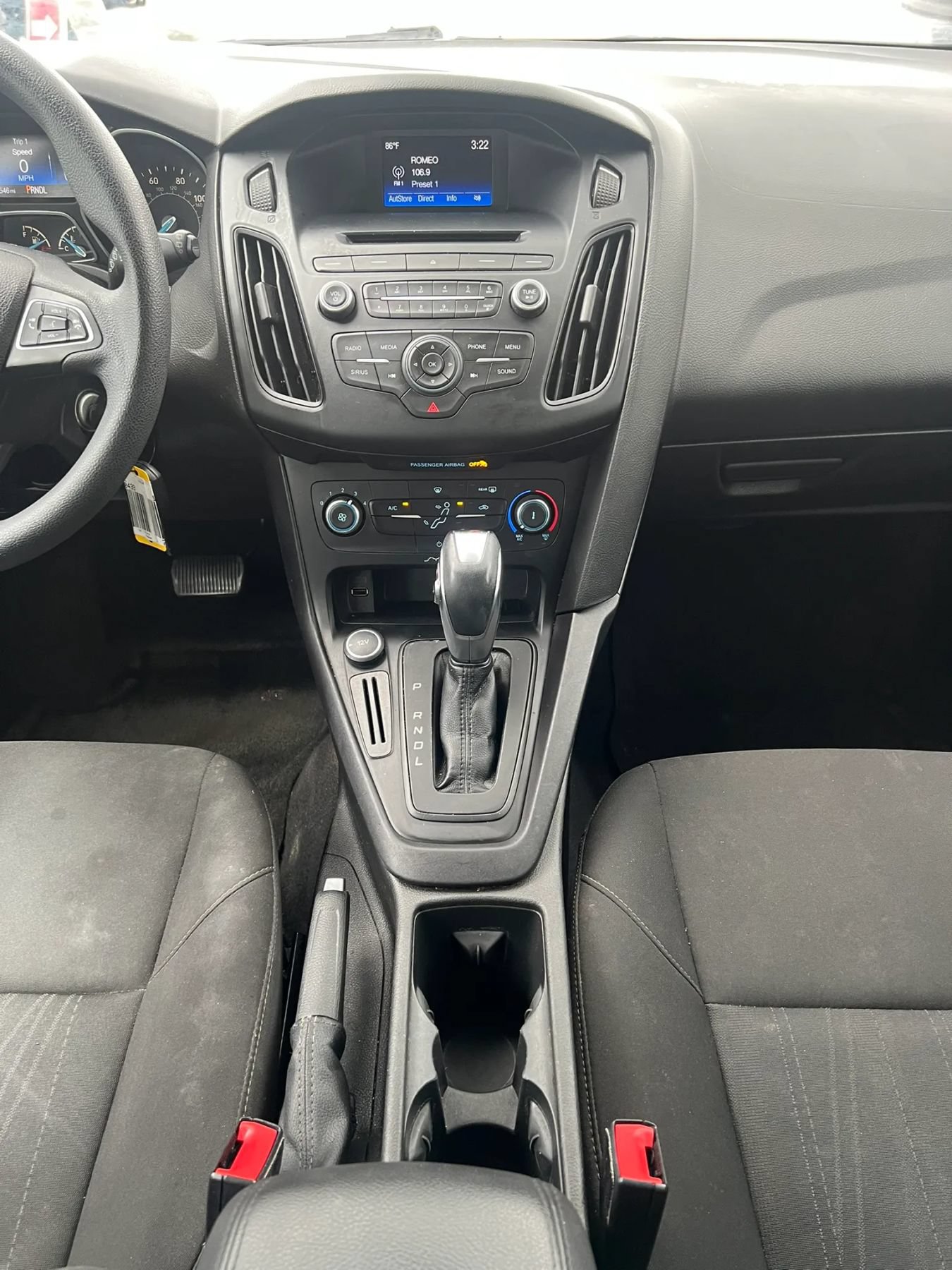 Used 2016 Ford Focus SE w/ SE Power Seat Package FWD image 10