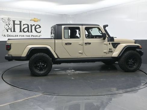 Used 2022 Jeep Gladiator Sport AWD/4WD image 58