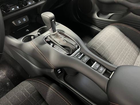Certified 2026 Honda HR-V Sport image 25