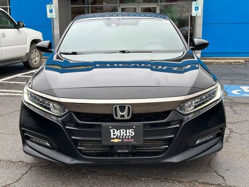 Used 2019 Honda Accord Sport image 2